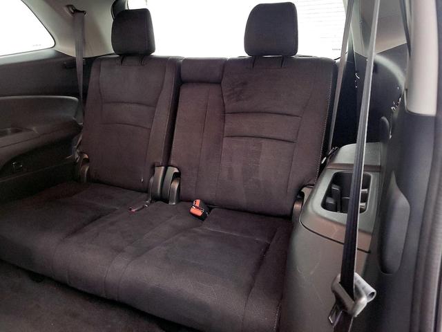 Photo of 2019 White Honda Pilot