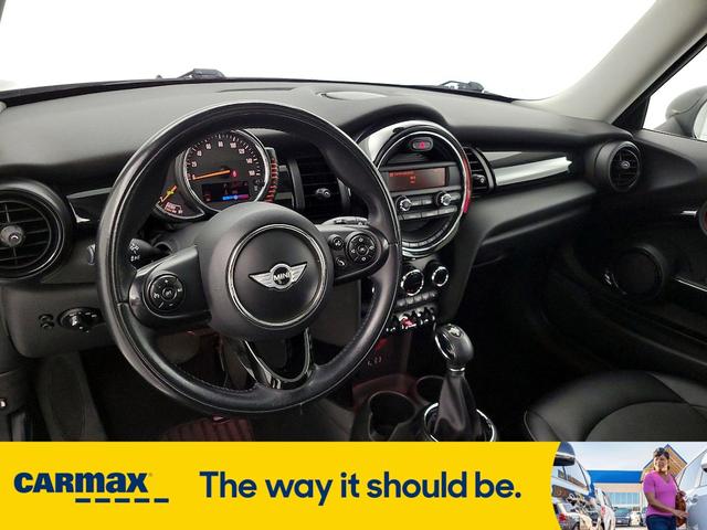 Photo of 2014 Blue MINI Hardtop