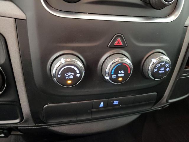 Photo of 2019 White RAM 1500 Classic