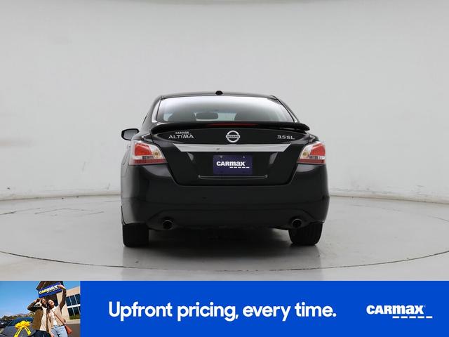 Photo of 2015 Black Nissan Altima