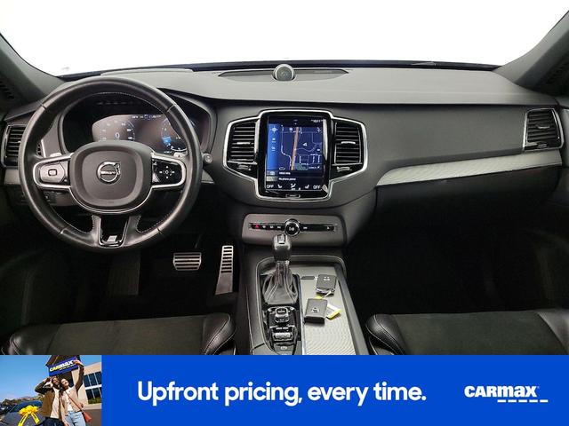 Photo of 2016 Black Volvo XC90