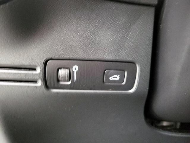 Photo of 2022 Black Volvo XC40