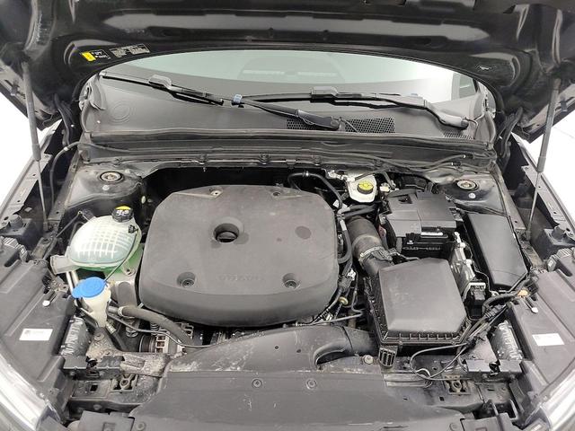 Photo of 2022 Black Volvo XC40