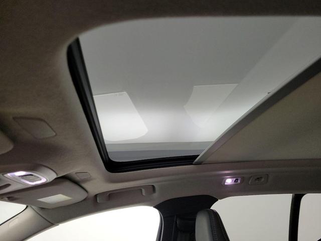Photo of 2022 Black Volvo XC40