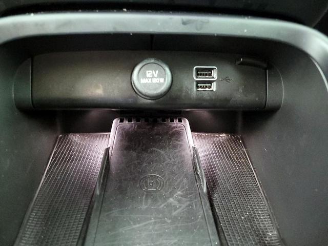 Photo of 2022 Black Volvo XC40