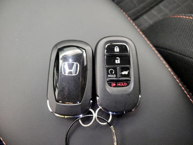 Photo of 2024 Black Honda HR-V