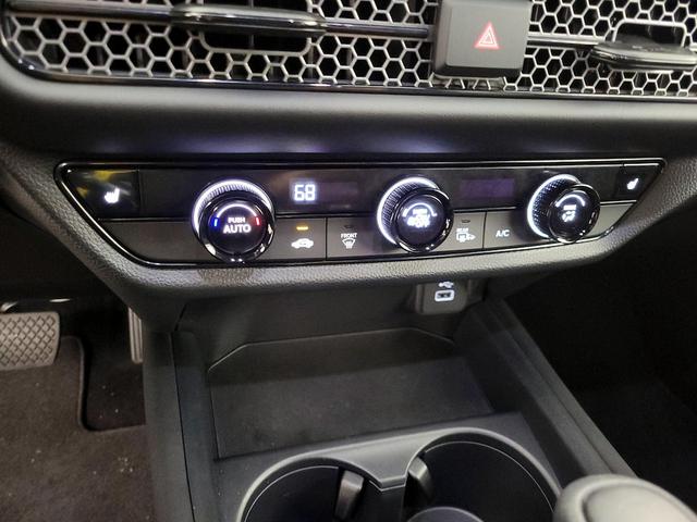 Photo of 2024 Black Honda HR-V