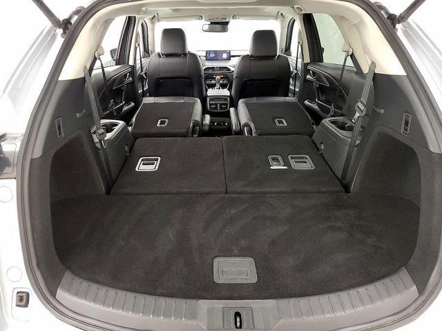 Photo of 2023 Silver Mazda CX-9
