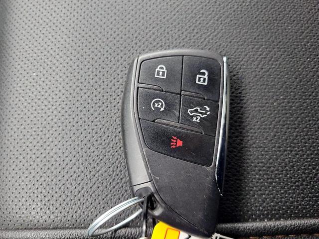 Photo of 2024 Gray GMC Sierra 1500