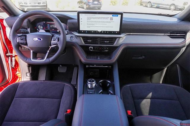 Photo of 2025 Rapid Red Metallic Tinted Clearcoat Ford Explorer