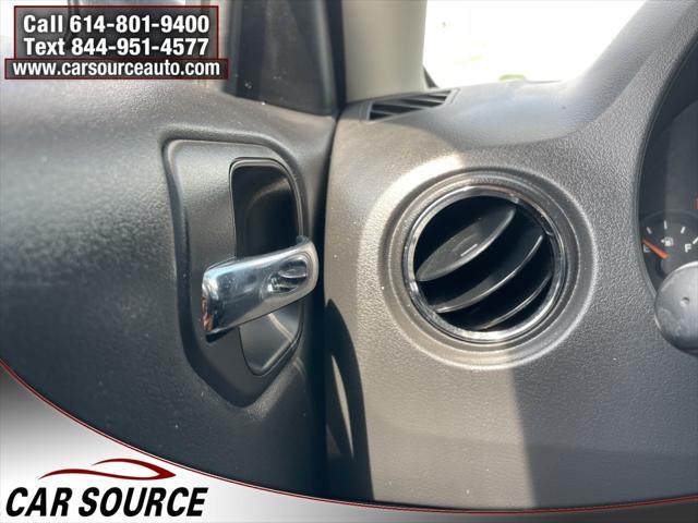 Photo of 2015 Billet Silver Metallic Clearcoat Jeep Patriot