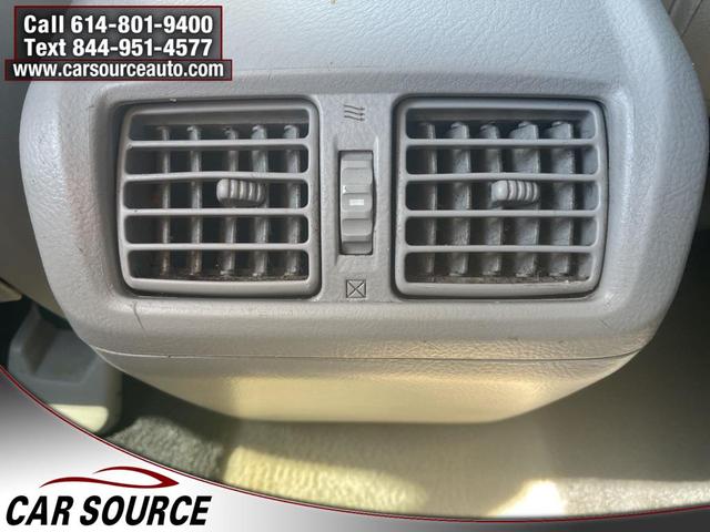 Photo of 2004 White Pearl Crystal Lexus RX 330