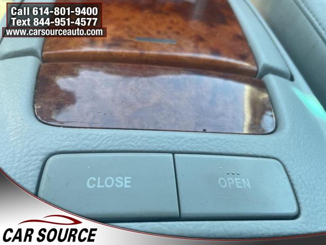 Photo of 2004 White Pearl Crystal Lexus RX 330