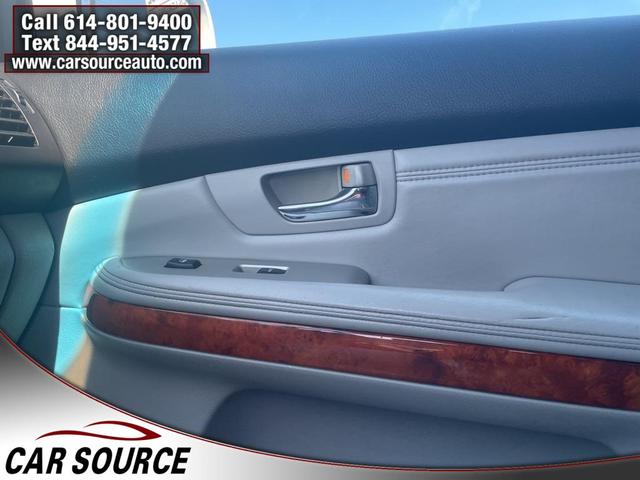 Photo of 2004 White Pearl Crystal Lexus RX 330