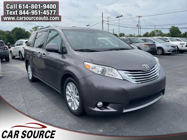 Photo of 2012  Toyota Sienna