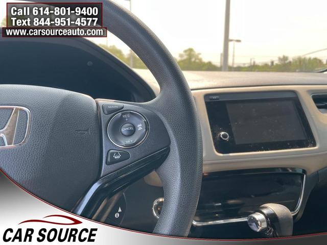 Photo of 2022 Platinum White Pearl Honda HR-V