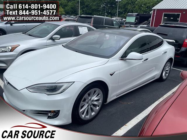 Photo of 2018 Pearl White Multi-Coat Tesla Model S