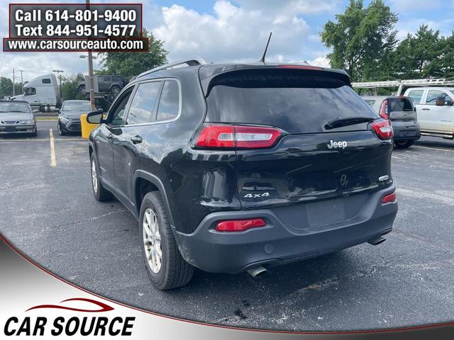 Photo of 2014 Brilliant Black Crystal Pearlcoat Jeep Cherokee