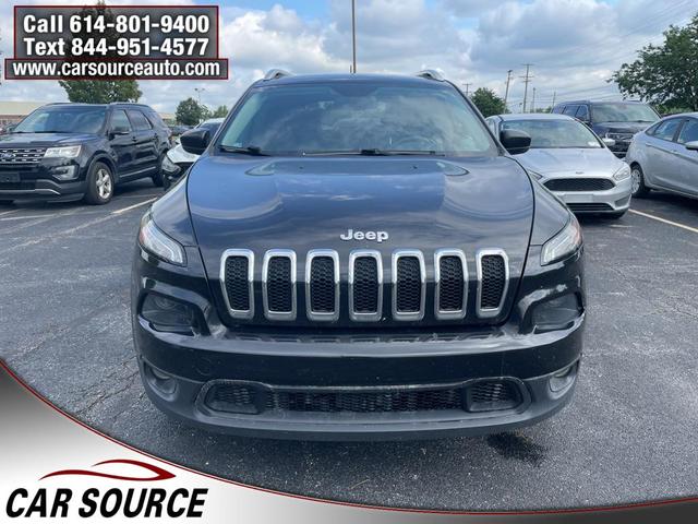 Photo of 2014 Brilliant Black Crystal Pearlcoat Jeep Cherokee