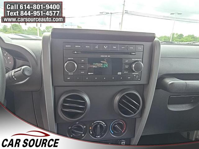 Photo of 2007 Light Graystone Pearlcoat Jeep Wrangler