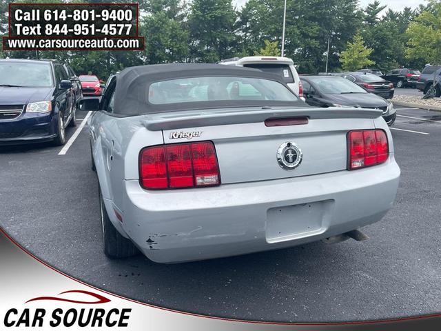 Photo of 2008 Silver Clearcoat Metallic Ford Mustang