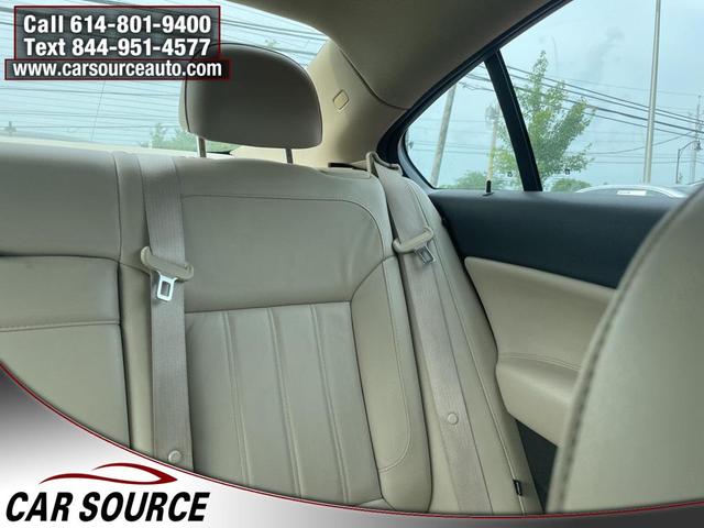 Photo of 2017 Ebony Twilight Metallic Buick Regal