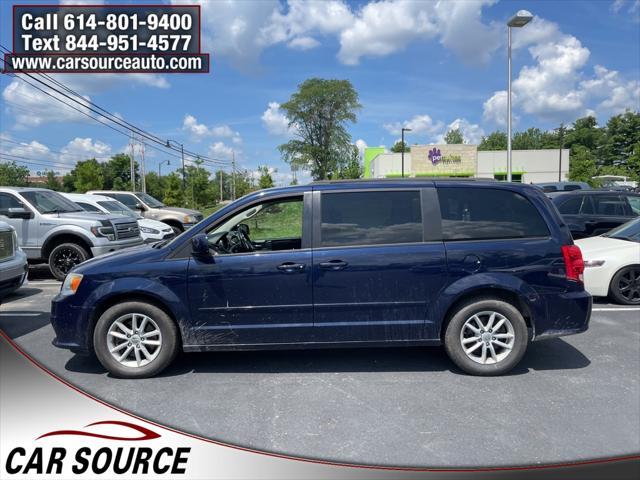 Photo of 2015 True Blue Pearlcoat Dodge Grand Caravan