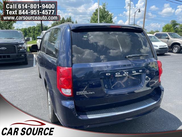 Photo of 2015 True Blue Pearlcoat Dodge Grand Caravan