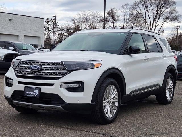 Photo of 2020 White Ford Explorer