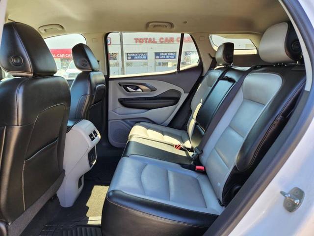 Photo of 2020 White GMC Terrain
