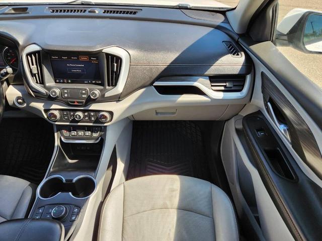 Photo of 2020 White GMC Terrain