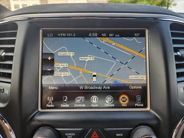 Photo of 2017 Granite Crystal Metallic Jeep Grand Cherokee