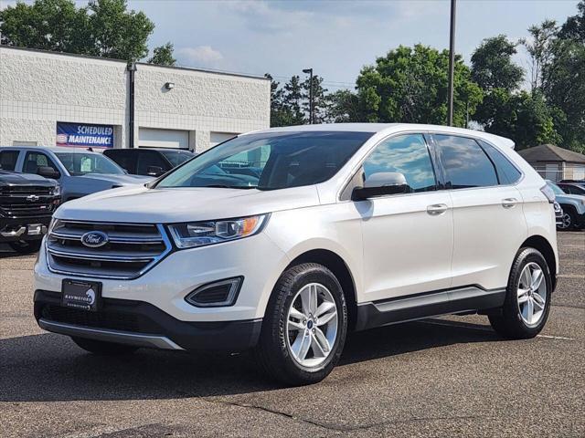 Photo of 2018 White Ford Edge