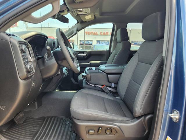 Photo of 2024 Blue Chevrolet Silverado 1500