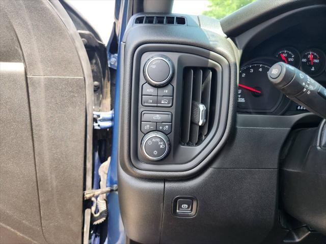 Photo of 2024 Blue Chevrolet Silverado 1500