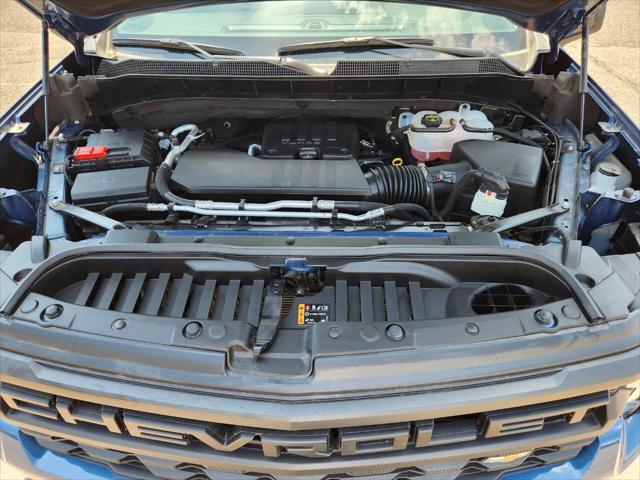 Photo of 2024 Blue Chevrolet Silverado 1500