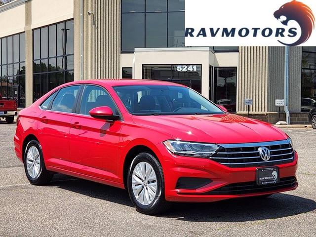 Photo of 2019 Tornado Red Volkswagen Jetta