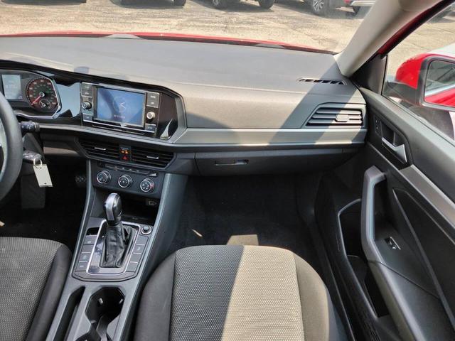 Photo of 2019 Tornado Red Volkswagen Jetta