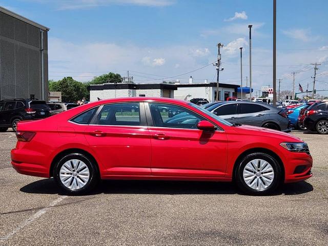 Photo of 2019 Tornado Red Volkswagen Jetta