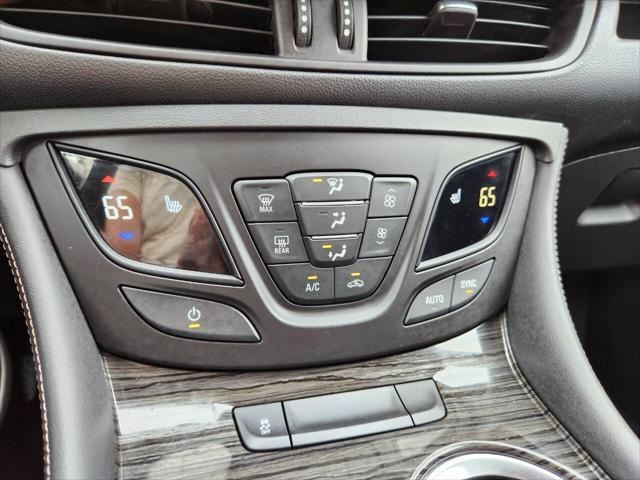 Photo of 2017 Chili Red Metallic Buick Envision
