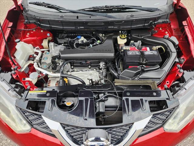 Photo of 2016 Cayenne Red Nissan Rogue