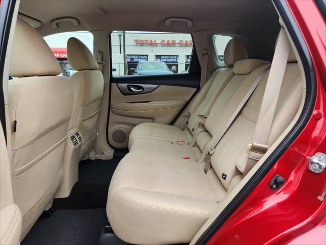 Photo of 2016 Cayenne Red Nissan Rogue