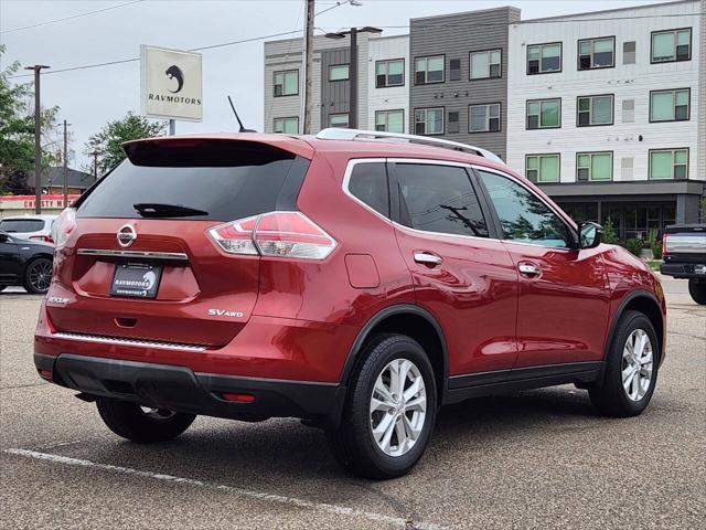 Photo of 2016 Cayenne Red Nissan Rogue