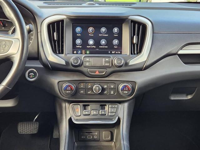 Photo of 2021 White GMC Terrain