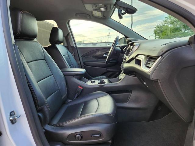 Photo of 2021 White GMC Terrain