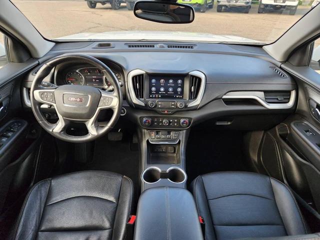 Photo of 2021 White GMC Terrain