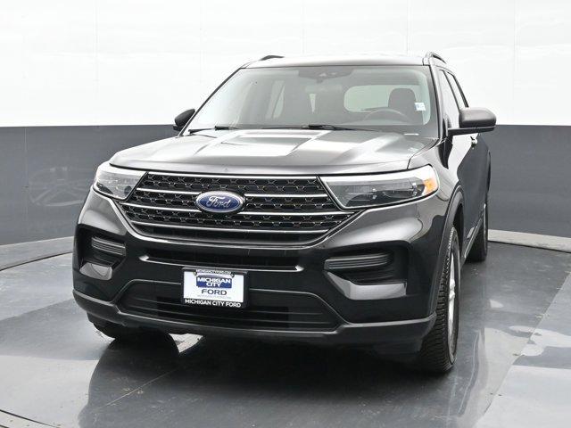 Photo of 2020 Black Ford Explorer