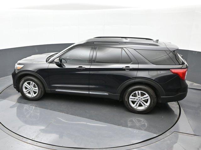 Photo of 2020 Black Ford Explorer