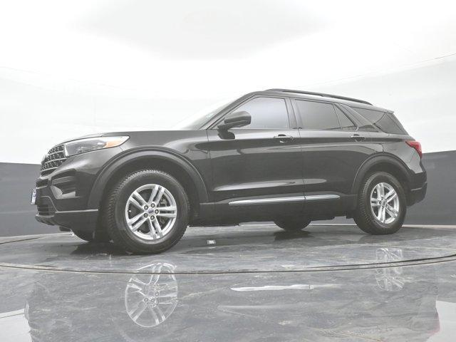 Photo of 2020 Black Ford Explorer