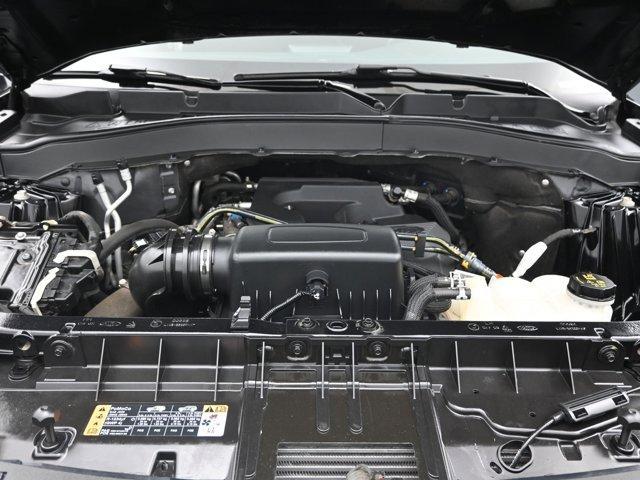 Photo of 2020 Black Ford Explorer